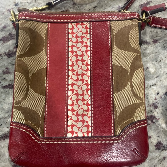 Coach crossbody - Picture 1 of 6